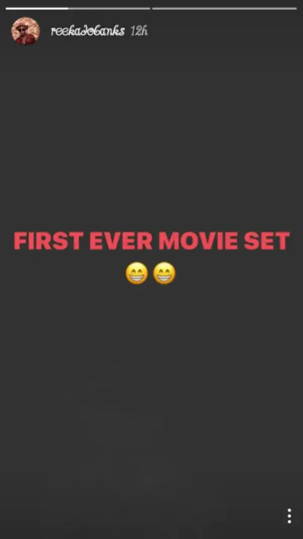 Singer Reekado Banks Spotted On A Movie, Selling Condõms (Photos)